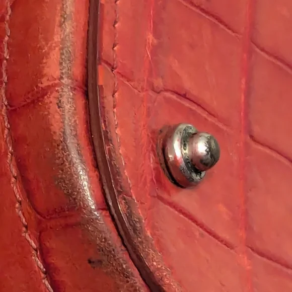 DOONEY & BOURKE Red Leather Vintage Embossed Croc Tote Shoulder Bag USA - Picture 14 of 15